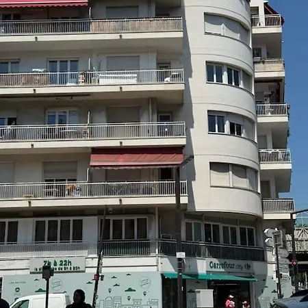Magnifique 2 Pieces A 2 Pas De La Mer Nice Exterior photo